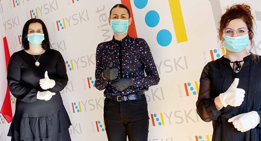 Starostwo: Noś maseczki i jednorazowe rękawiczki