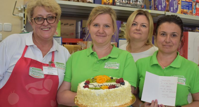 Mieszkańcy podziękowali pracownikom sklepu
