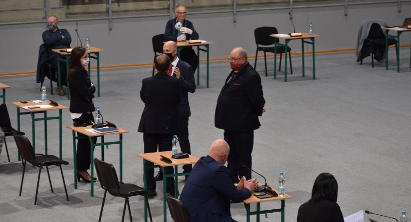 Koalicja jest, ale władzy nie ma 