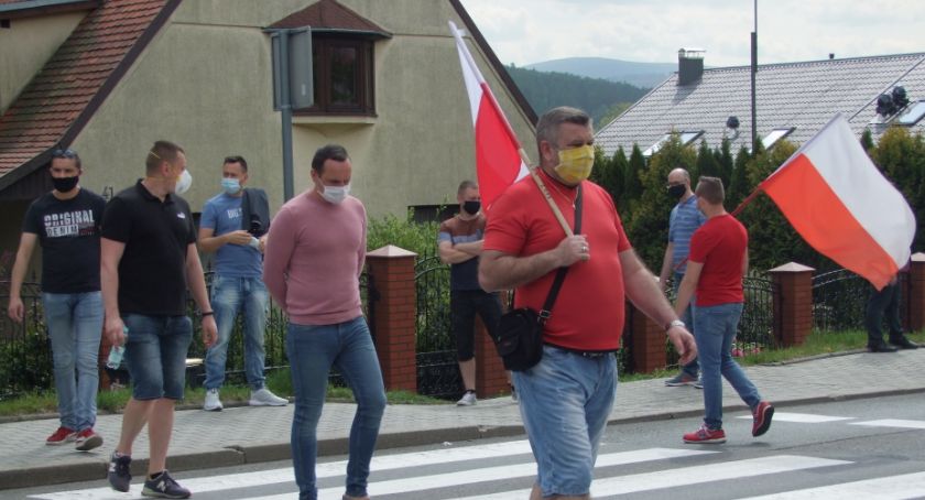 Protest przeciwko zamknięciu granic 
