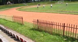 Stadion albo referendum?