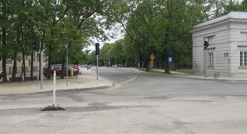 Trwa asfaltowanie al. Kilińskiego. Są utrudnienia w ruchu. Sprawdź jak długo potrwają