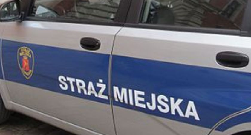Jazda z kieliszkiem na desce rozdzielczej. Wczoraj na Radziwiu