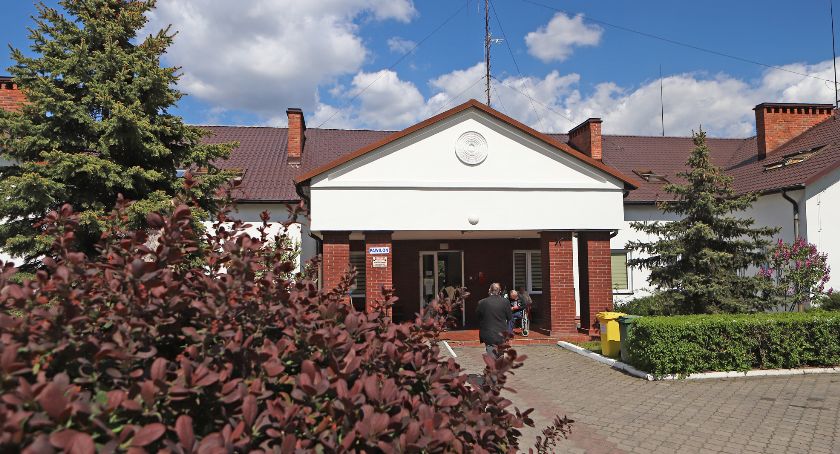 ŻYCIE MIESZKAŃCÓW W DPS W OBLICZU PANDEMII  