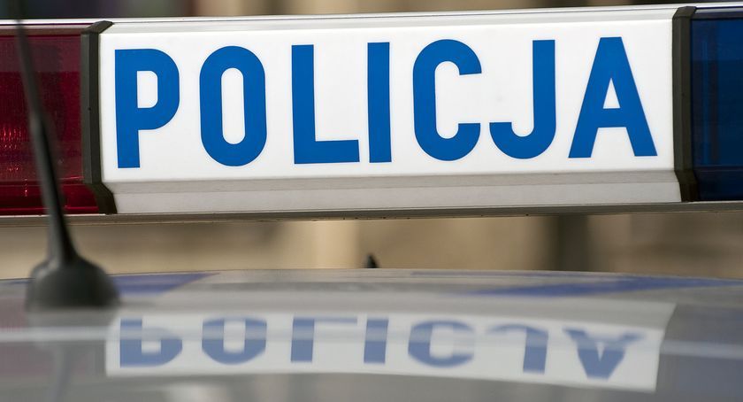Motocykl wypadł z drogi. Wypadek w Starej Białej