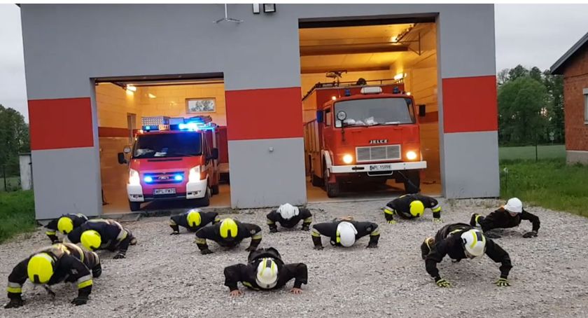 Strażacy ochotnicy podejmują wyzwanie #gaszynchallenge