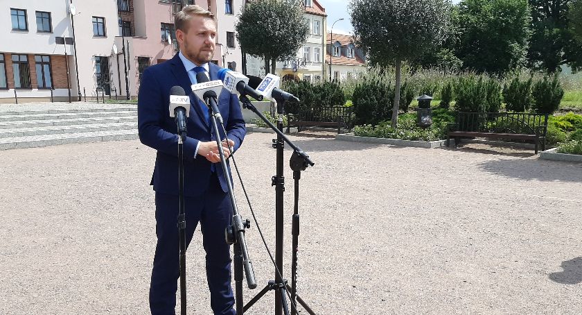 Poseł Jacek Ozdoba za podziałem Mazowsza. Gdzie powinna być stolica?
