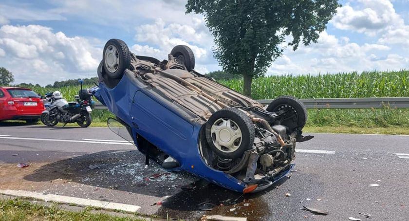 Najpierw ciężarówka potrąciła rowerzystę, potem…