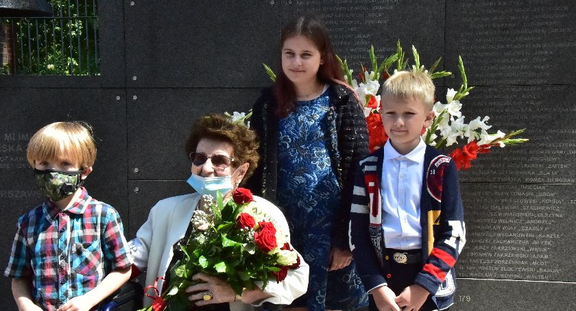 Katarzyna Nowakowska odznaczona Krzyżem Komandorskim 