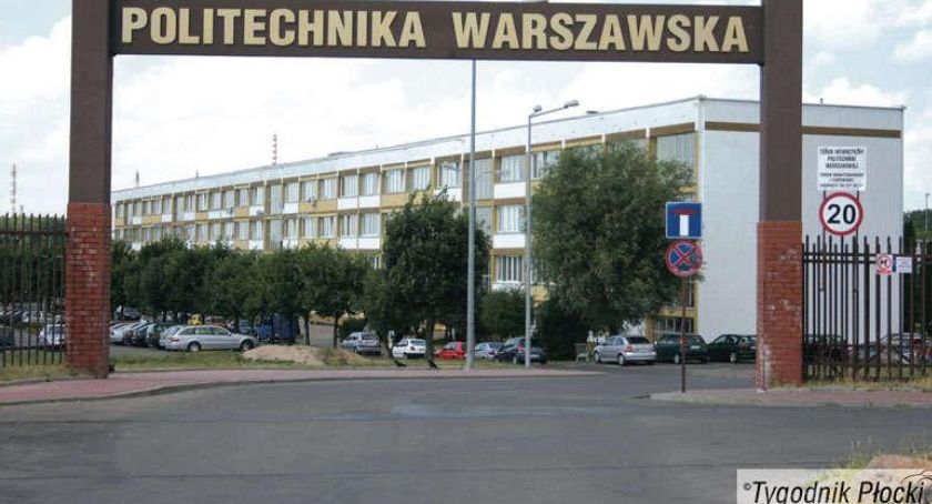 Naukowcy z płockiej Filii Politechniki Warszawskiej w Płocku. Pracują nad projektem przeciwdziałania COVID-19