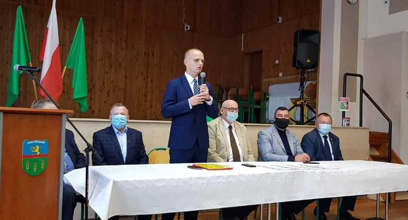 Profilaktyczne kwarantanny w Radzanowie po zjeździe delegatów PSLu