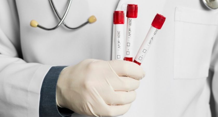 Koronawirus. Dobowy raport epidemiologiczny. Płock, Sierpc, Gostynin – wciąż nowe zakażenia