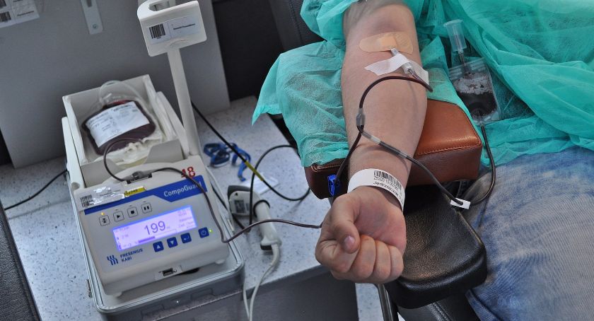 W sobotę: mobilna akcja krwiodawstwa „Światło dla Polski”. Tak można pomagać