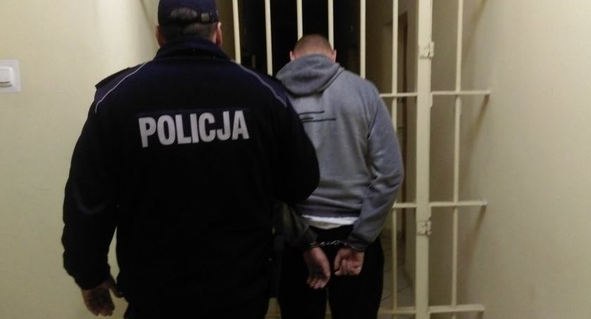 Podawał się za pracownika wodociągów. Spisał licznik i wyniósł wszystko z domu 