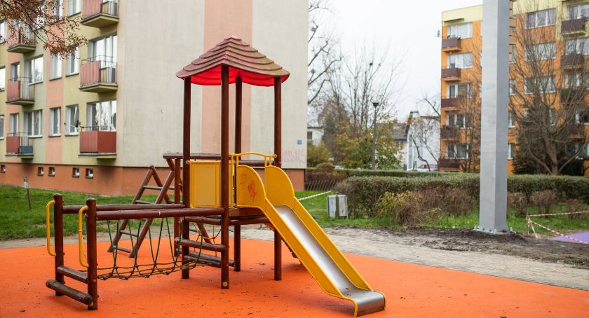 Kolejny plac zabaw gotowy. Sprawdź, gdzie