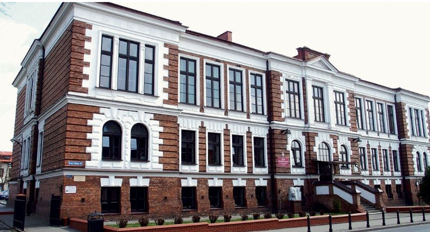 Budynek liceum w Gostyninie zabytkiem Mazowsza