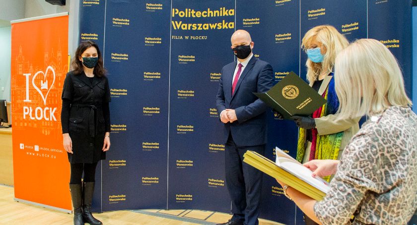 Napisali prace dyplomowe o Płocku, prezydent wręczył nagrody
