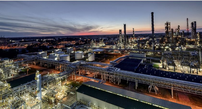 Rekordy w detalu i energetyce. Jaki IV kwartał w PKN ORLEN, jaki cały rok 2020?