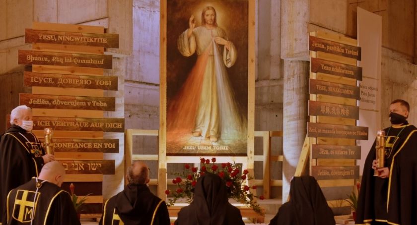 Płock pamięta o Św. Faustynie i jej objawieniach. Dziś w sanktuarium rozpoczną się jubileuszowe uroczystości 