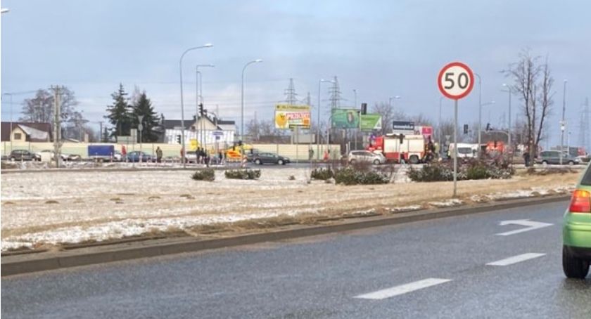 Wypadek na rondzie Wojska Polskiego. Do godz. 19.00 mogą być zablokowane dwa pasy