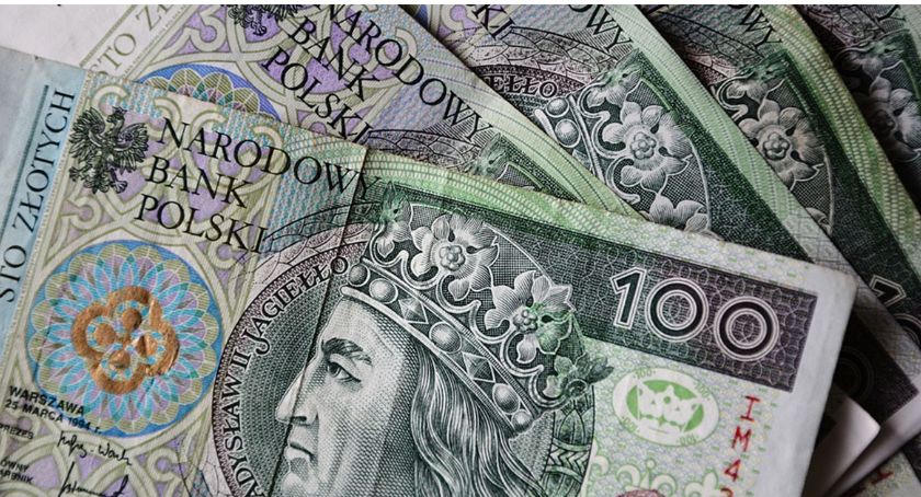 Na dofinansowanie wynagrodzeń pracowników. Mazowieccy pracodawcy otrzymali 3 mld zł