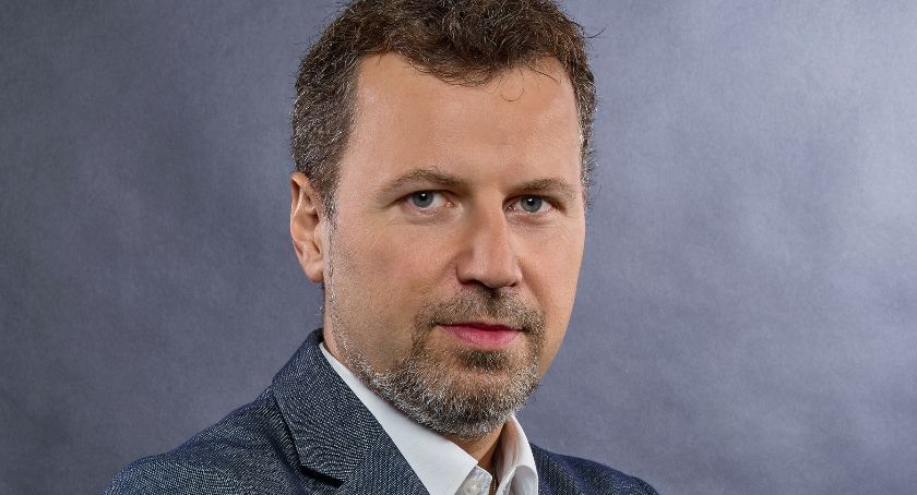 Maciej Słodki profesorem „belwederskim”. Wielki sukces rektora Mazowieckiej Uczelni Publicznej w Płocku