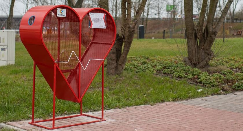 Kolejne serca na nakrętki stanęły w Płocku. Sprawdź gdzie