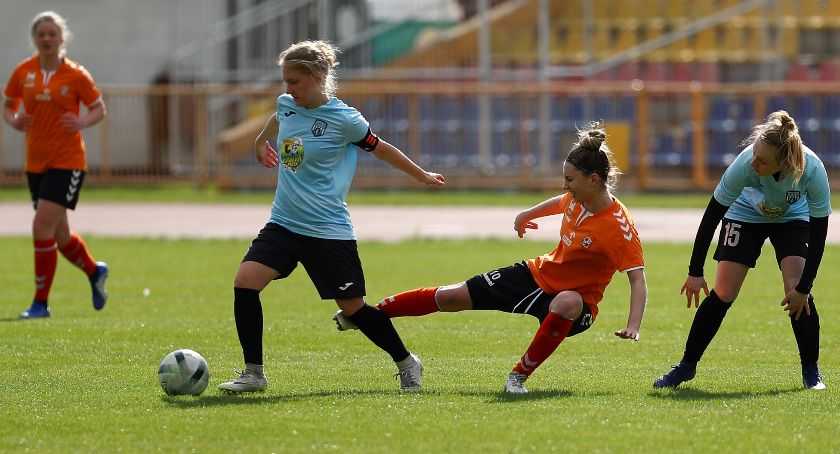 3 liga kobiet. Zdjęcia z meczu Królewscy Płock - Warszawska Akademia Piłkarska