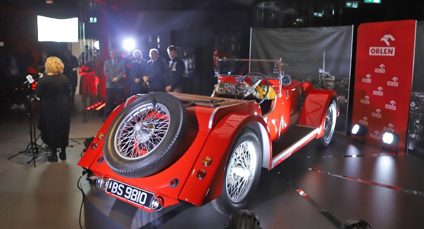 Kabriolet z 1926 roku powita gości na wystawie art déco w Muzeum Mazowieckim [ZDJĘCIA, WIDEO]