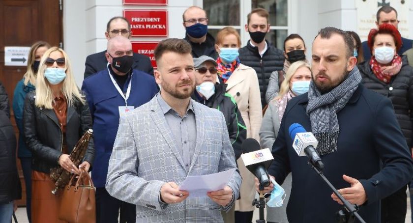 Radni miejscy i osiedlowi protestują. Chcą ponownych konsultacji ordynacji do RMO