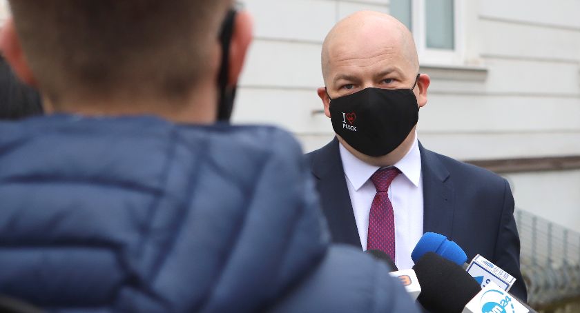Prezydent Płocka w liście do nauczycieli i uczniów: Przed nami kolejne wyzwanie. Wspierajmy się wzajemnie!