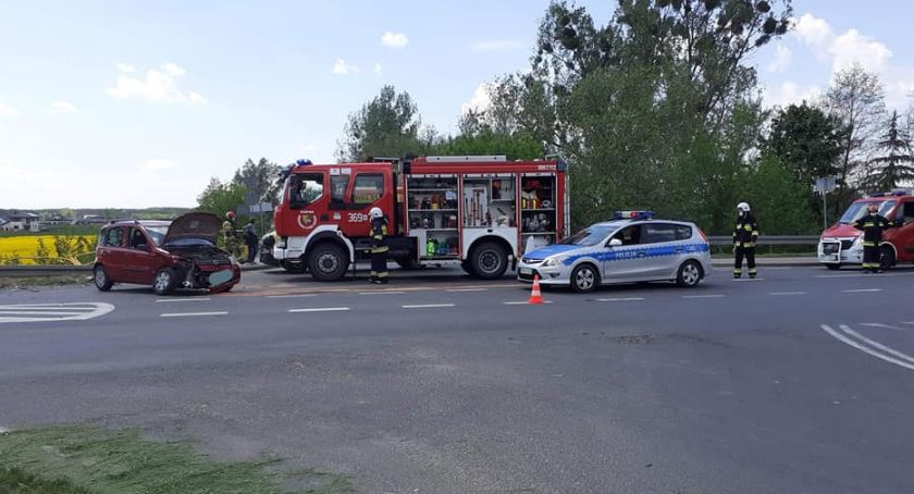 Utrudnienia na wyjeździe z Płocka. W Słupnie doszło do wypadku! [AKTUALIZACJA]