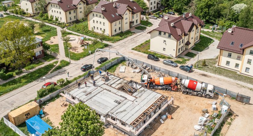 Trwa budowa kolejnego bloku na osiedlu Miodowa Jar. Wkrótce przetarg na kolejny budynek