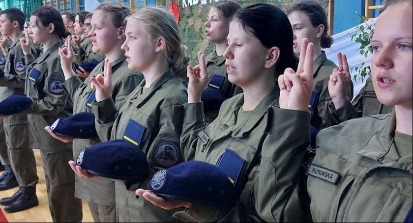 Historyczna chwila w Zawidzu. Wyjątkowi uczniowie złożyli ślubowanie