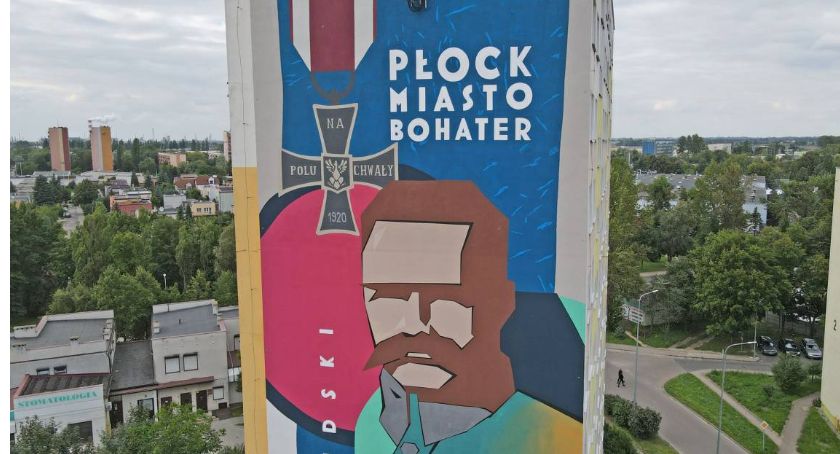 Marszałek ma w Płocku swoje aleje, mural i piknik