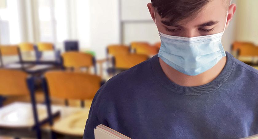 Uczniowie wracają do szkoły. Na tydzień, miesiąc, do przyszłorocznych wakacji…? Początek roku z obostrzeniami
