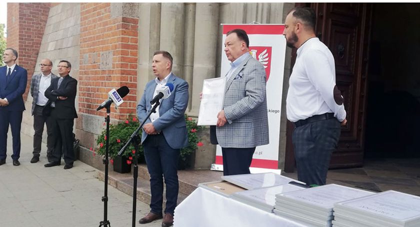 1,7 mln zł dotacji z budżetu Mazowsza na nasze zabytki Zmiany w Katedrze, Farze i TNP  