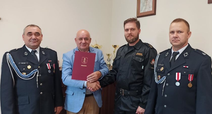 Wyjątkowa chwila dla strażaków z gminy Drobin. OSP Łęg Probostwo w KSRG