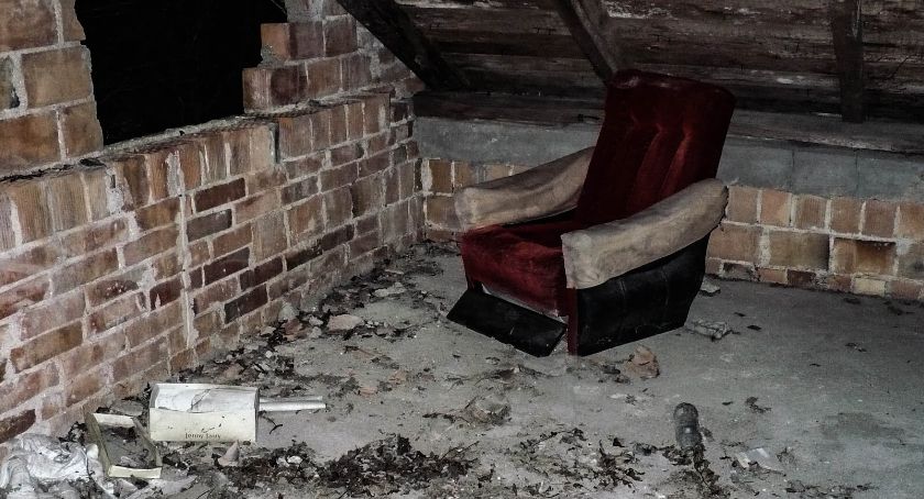 Nawiedzony dom w podpłockiej miejscowości? Udała się tam ekipa filmowa