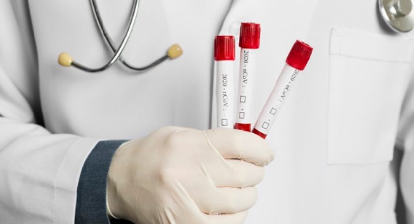Koronawirus: piątek, 29 października. Przybywa zakażeń w kraju. Czy w Płocku, Sierpcu, Gostyninie też?