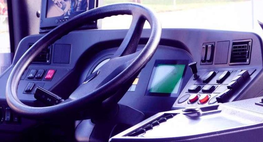 Objazd dla autobusów na osiedlu Skarpa potrwa dłużej. Znamy datę