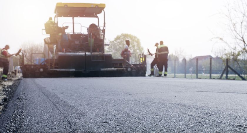 Grupa ORLEN pracuje nad nowymi asfaltami. Do mieszanek z materiałami z recyklingu