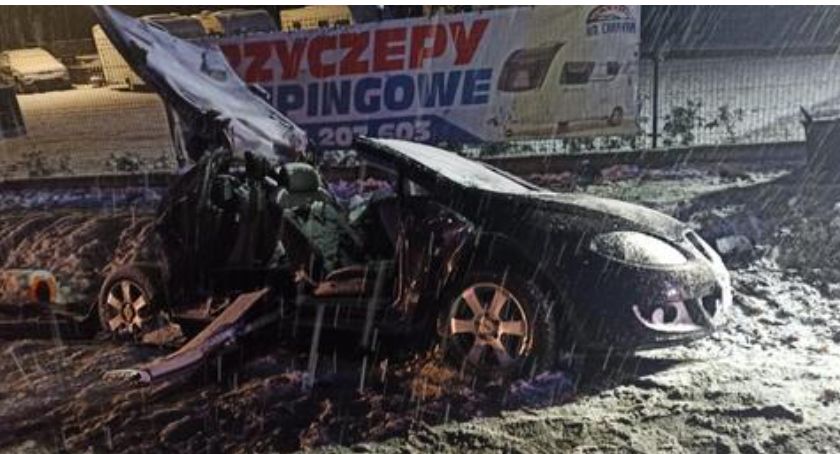 Dwie kobiety poniosły śmierć na miejscu, dwie walczą o życie. Tragiczny wypadek w Białasach