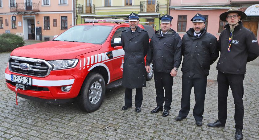 Strażacy otrzymali nowe auta. Wszystko dzięki budżetowi obywatelskiemu