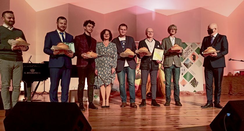 Gala Ogólnopolskiego Konkursu „O Liść Dębu”. Płock wart jest wierszy