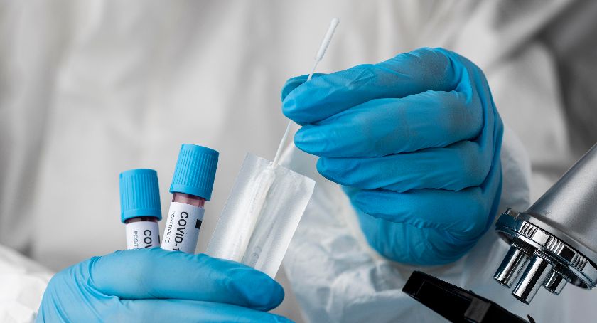 Koronawirus: czwartek, 9 grudnia. Wciąż dużo zachorowań. W Płocku, Sierpcu, Gostyninie zmarło 7 osób?