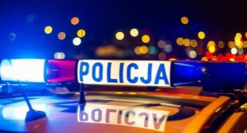 Przez te sms-y możesz stracić pieniądze. Policja ostrzega