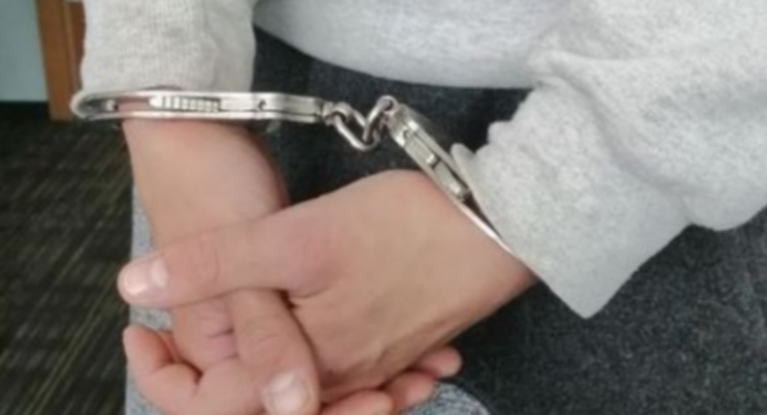 Biały proszek w fiacie... I wiadomo, dlaczego 33-latek uciekał 