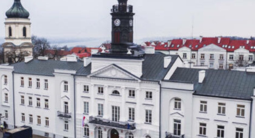W piątek urząd miasta nieczynny
