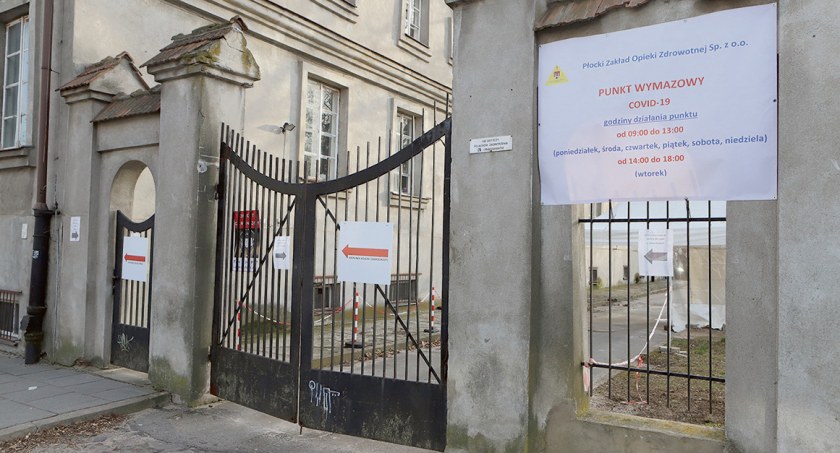 Przy Kościuszki testu nie zrobisz! Gdzie jeszcze działają punkty wymazowe?